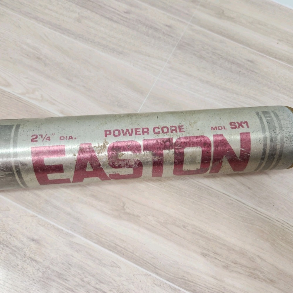 Easton Power Core ~ Model SX1 ~ 34" / 31oz ~ Softball Bat ~ 2 1/4" Diameter